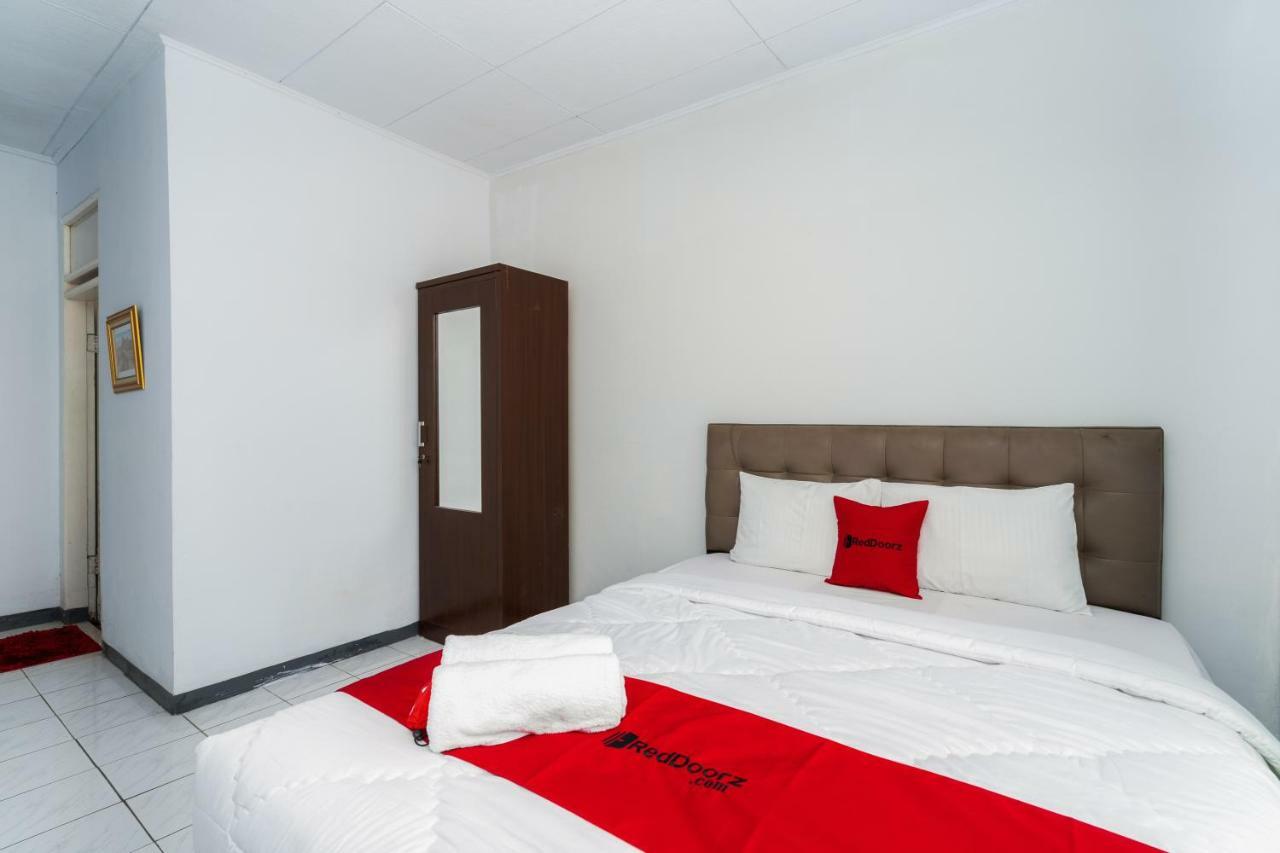 Reddoorz Syariah Near Rsud Cimacan Bogor Exterior photo