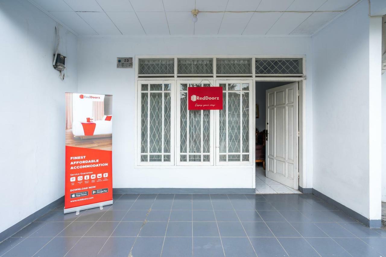 Reddoorz Syariah Near Rsud Cimacan Bogor Exterior photo