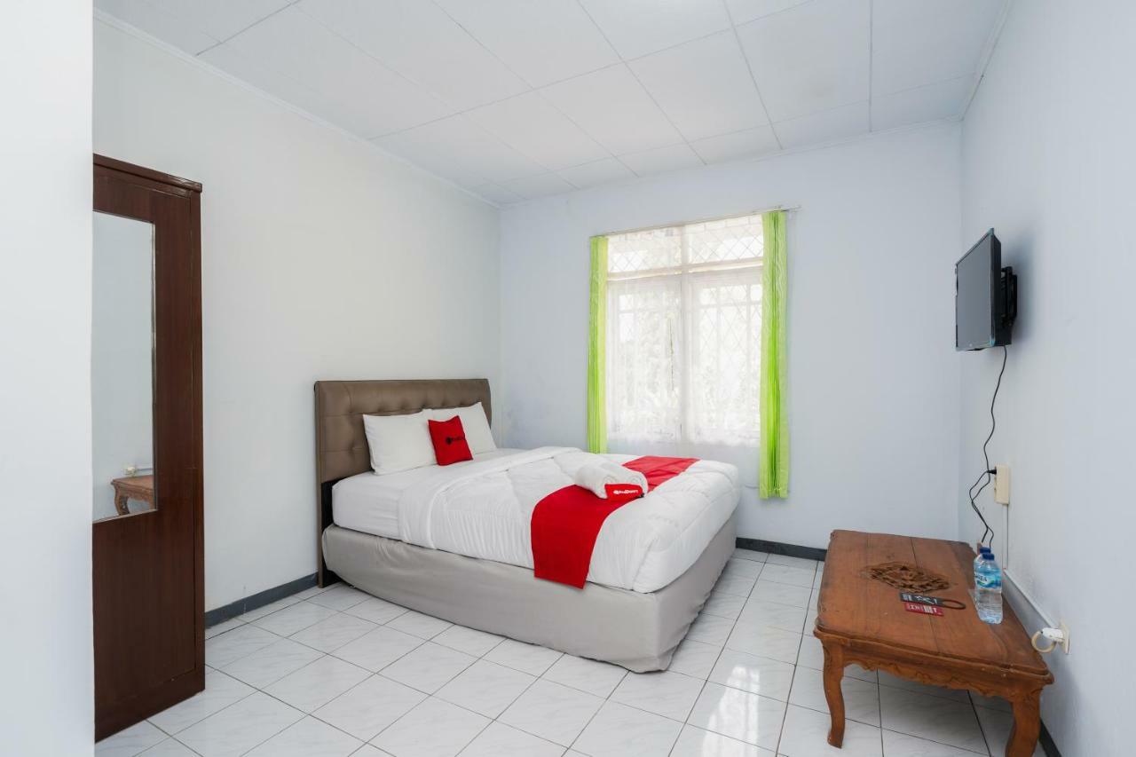 Reddoorz Syariah Near Rsud Cimacan Bogor Exterior photo